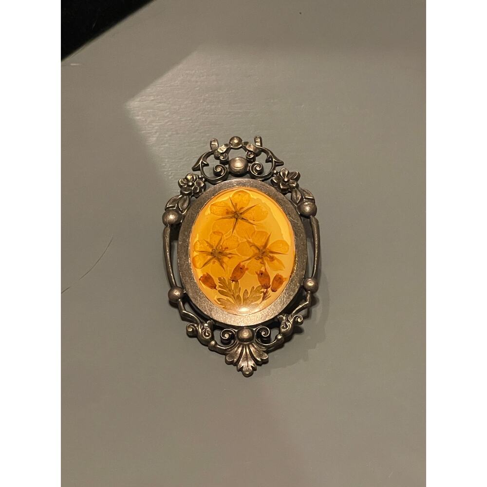 Vintage Silver Frame Pin Brooch with Real Dried Flowers Pressed Inside